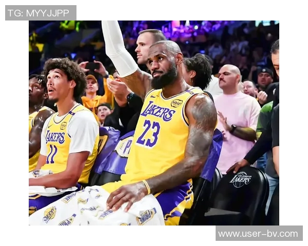 詹姆斯祝贺追梦达成900盖帽里程碑兄弟情深再续传奇